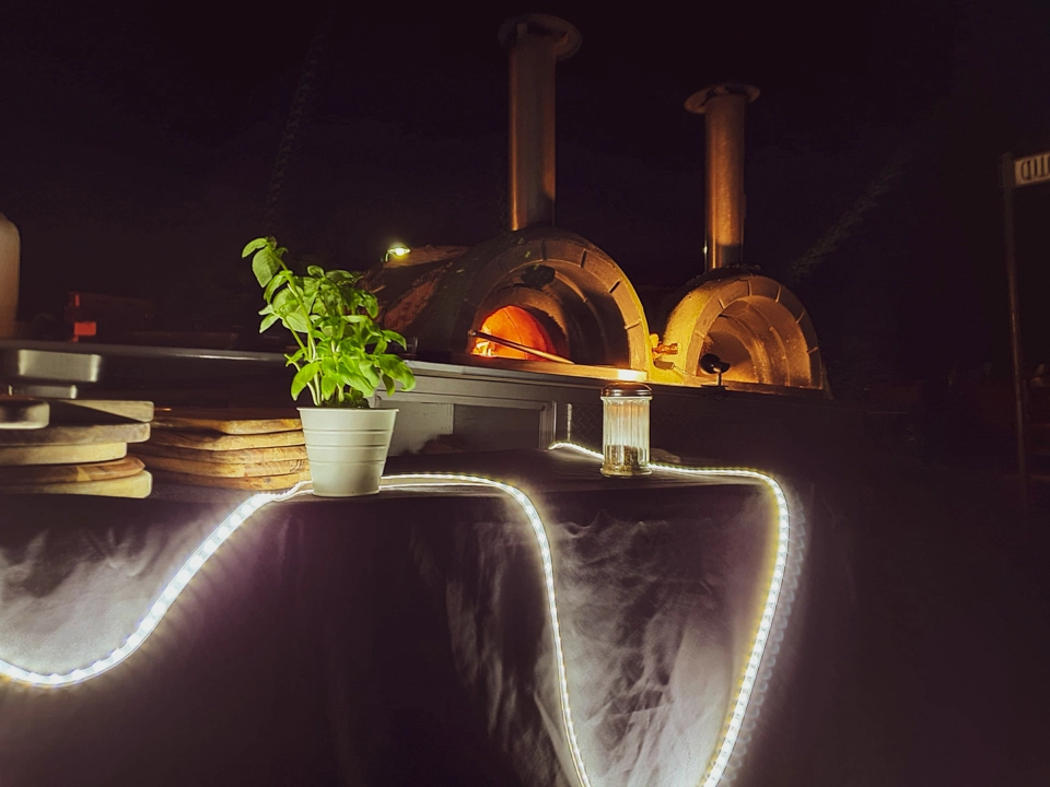 Jungle Oven Catering Wood Fired Pizza Catering - Catering Pictures #9